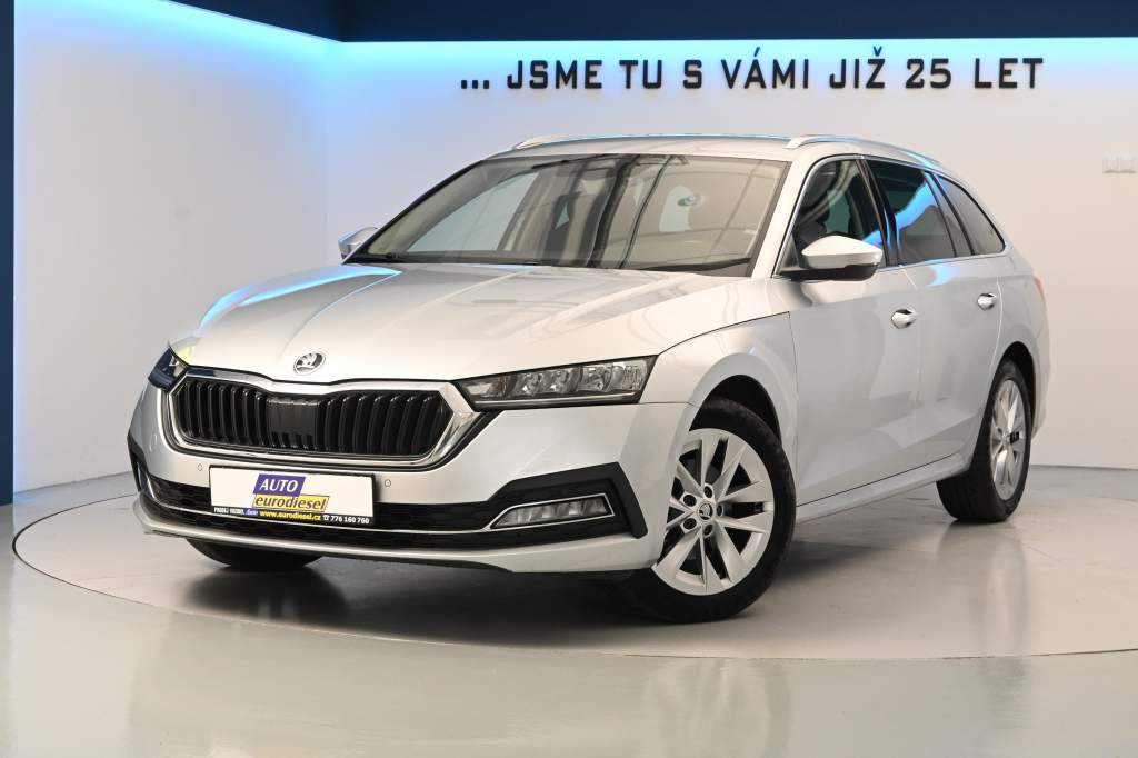 Octavia 2.0 FIRST EDITION LED Tažné