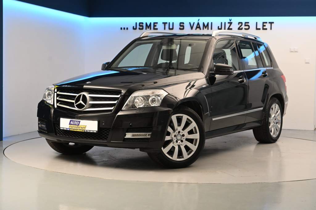 GLK 2.2 200 Bi-XENON Tažné 8 Kol