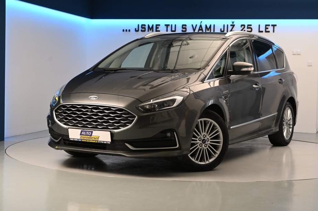 S-MAX 2.0 VIGNALE 140 KW LED ACC Masáž Tažné 8AT