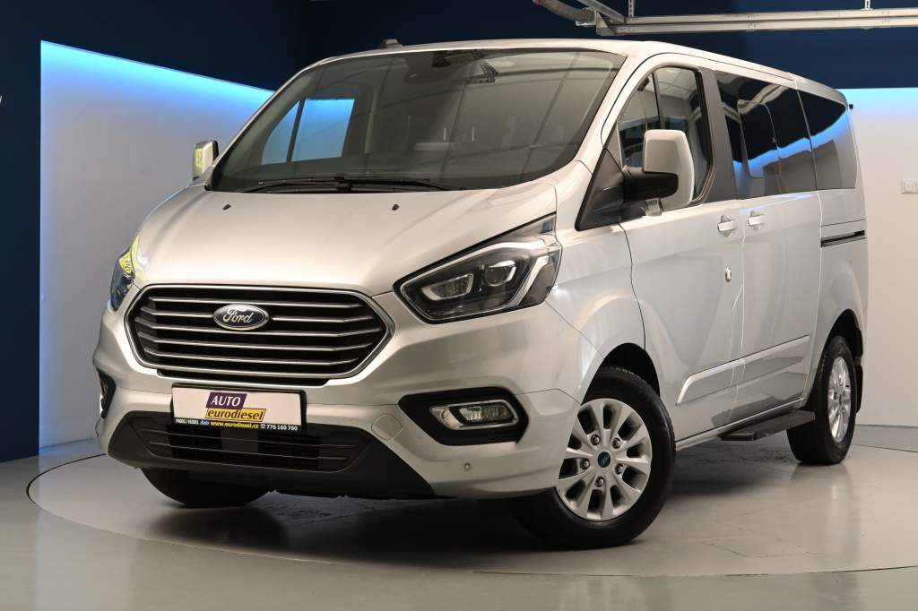 Tourneo Custom 2.0 320 L1H1 8 Míst Bi-XENON Tažné Kamera 136 KW
