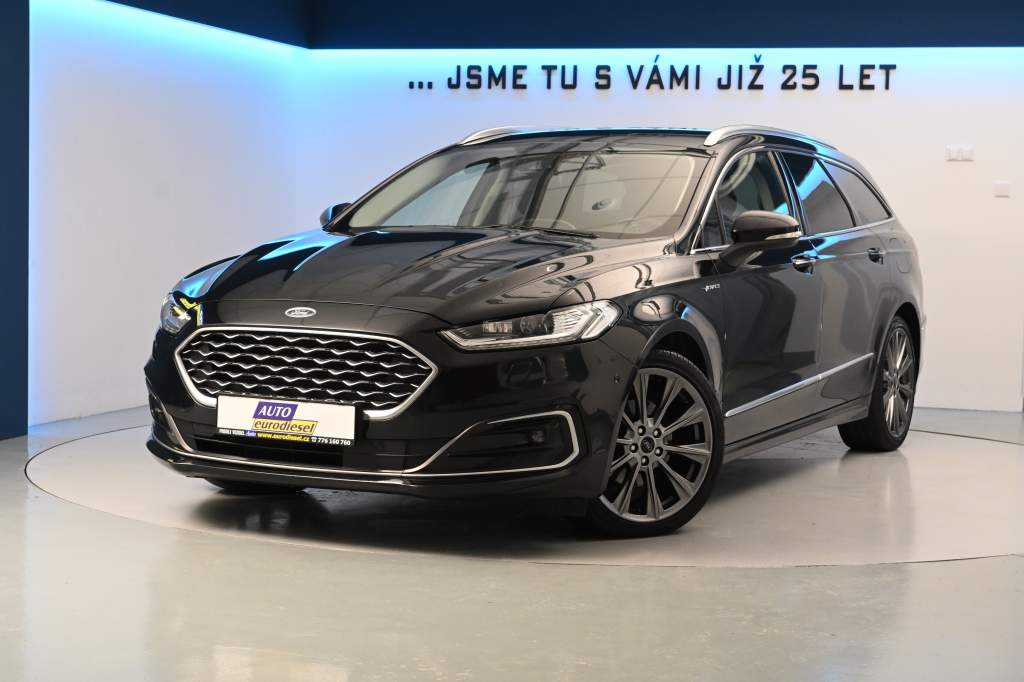 Mondeo 2.0 VIGNALE 140 KW LED Tažné Masáž 8AT