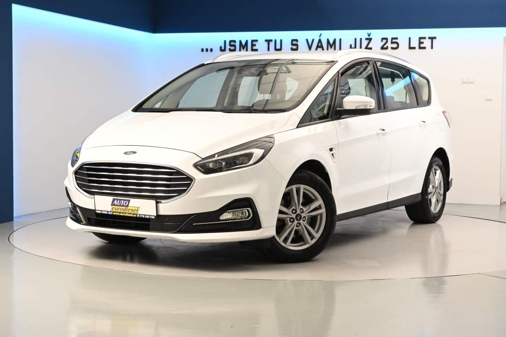 S-MAX 2.0 LED ACC Tažné Webasto 8AT