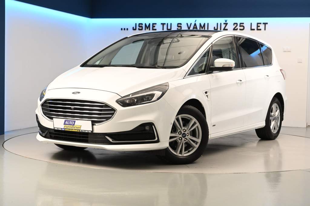 S-MAX 2.0 4x4 140 KW LED ACC SONY Tažné Webasto 8AT