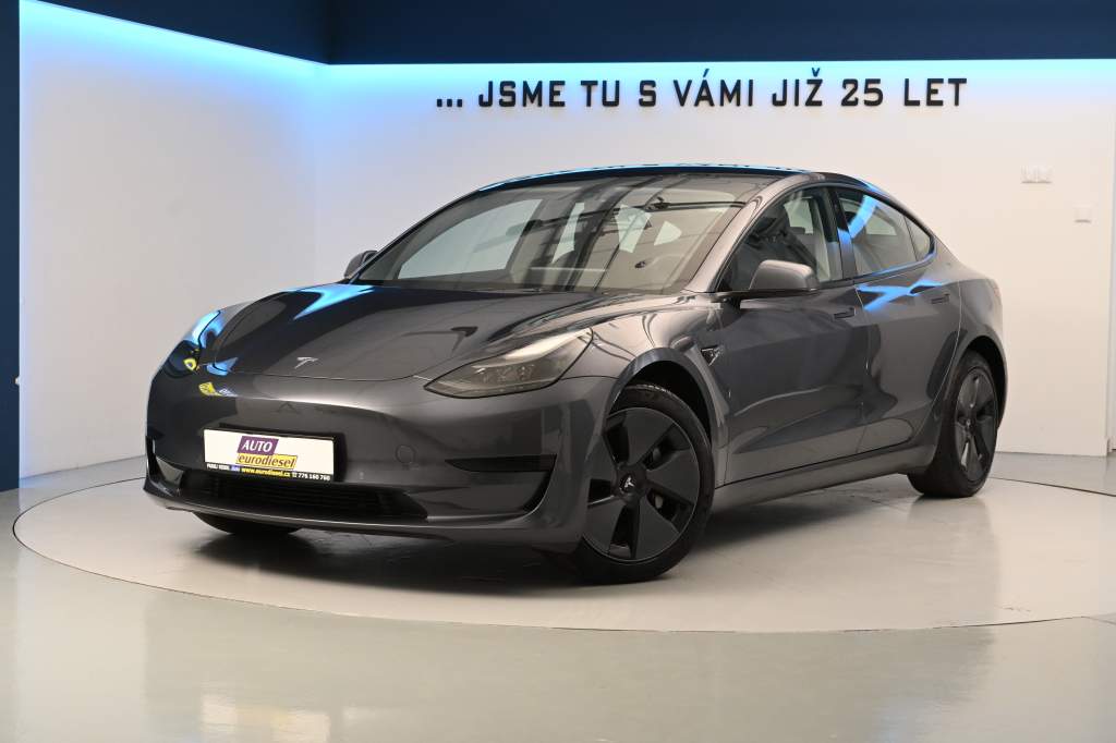 Tesla Model 3 RWD LED Kamera Range Plus 239 KW 94% SOH