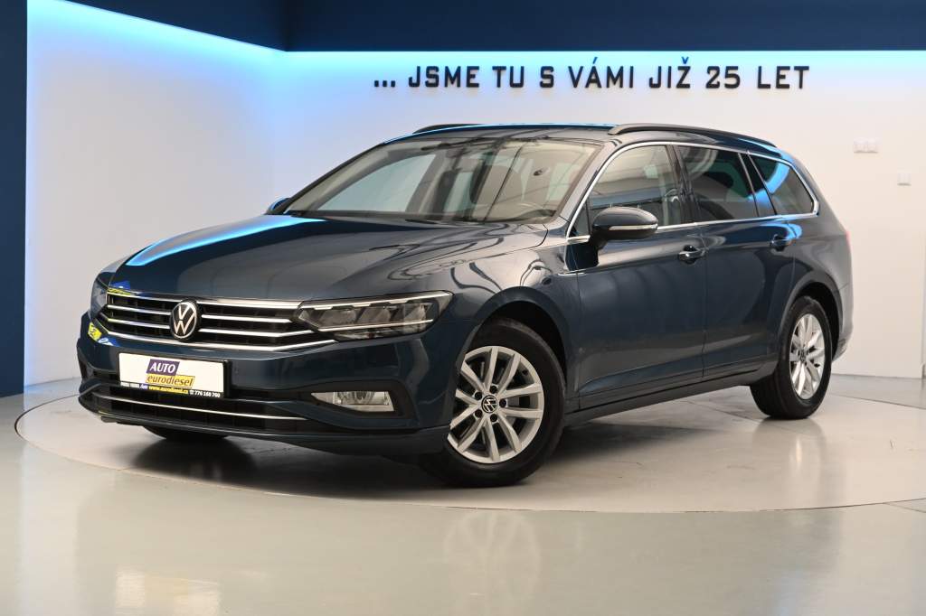 Passat 2.0 LED DSG ACC Kamera Tažné