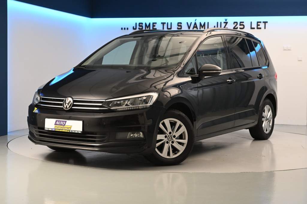 Touran 2.0 LED DSG ACC Tažné COMFORTLINE