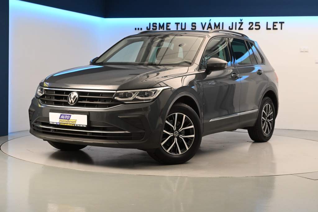 Tiguan 2.0 Matrix LED Tažné Kamera ACC LIFE
