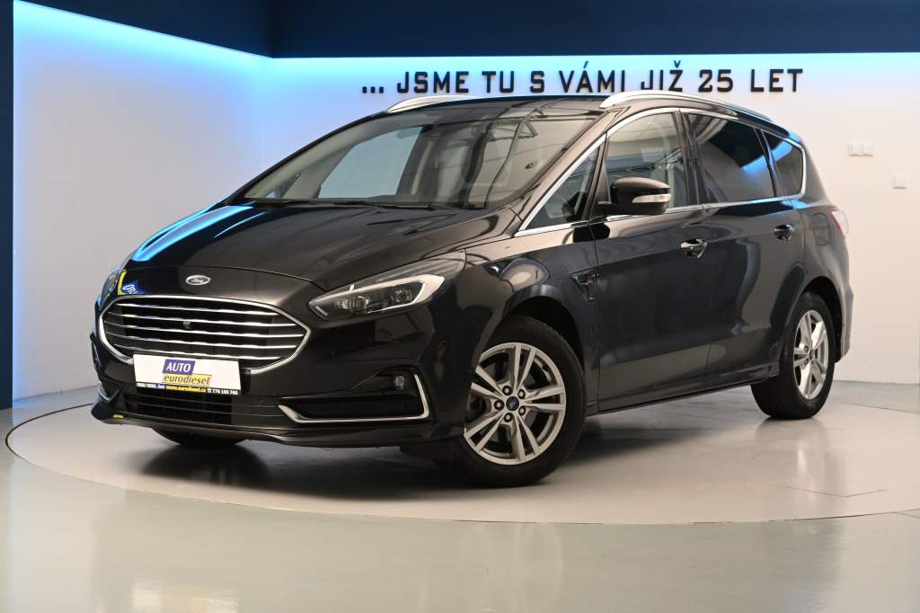 S-MAX 2.5 LED SONY ACC Tažné FHEV Titanium