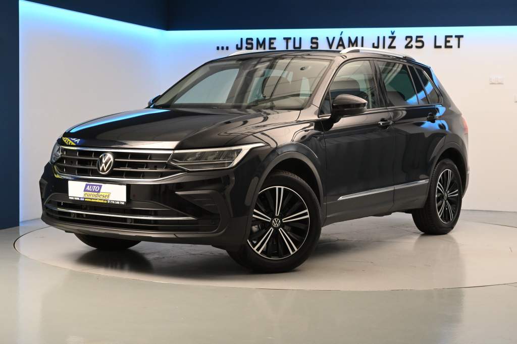 Tiguan 2.0 4Motion LED DSG Life ACC Tažné Nez.Topení