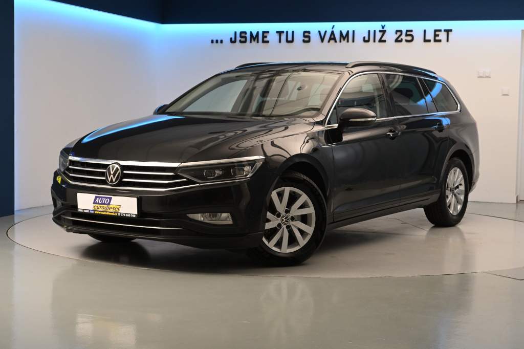 Passat 2.0 DSG Matrix LED ACC VIRTUAL Tažné Masáž