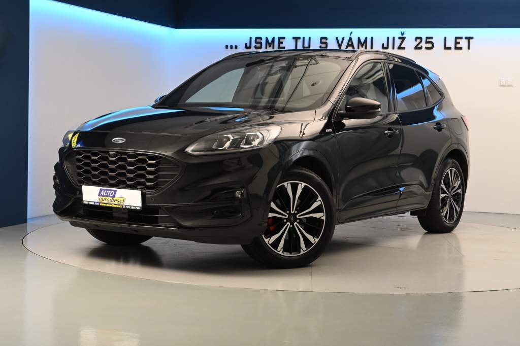 Kuga 2.0 4x4 ST-LINE X LED ACC VIRTUAL Tažné B&O 8AT