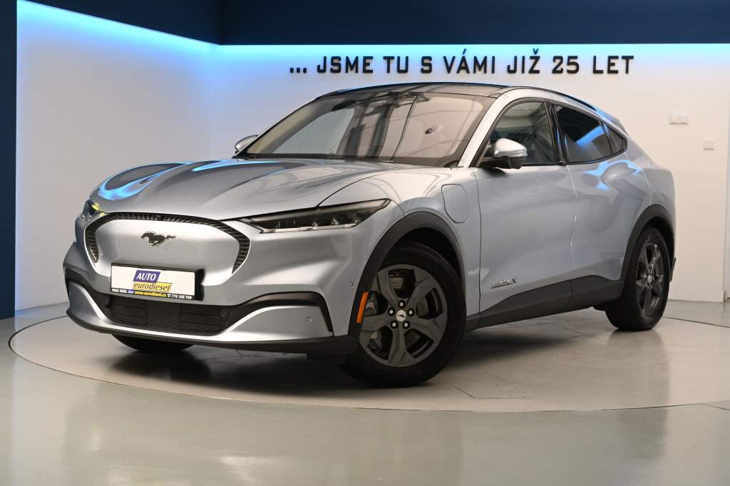 Mustang Mach-E X ACC LED B&O Tažné Extended Range SOH 95%