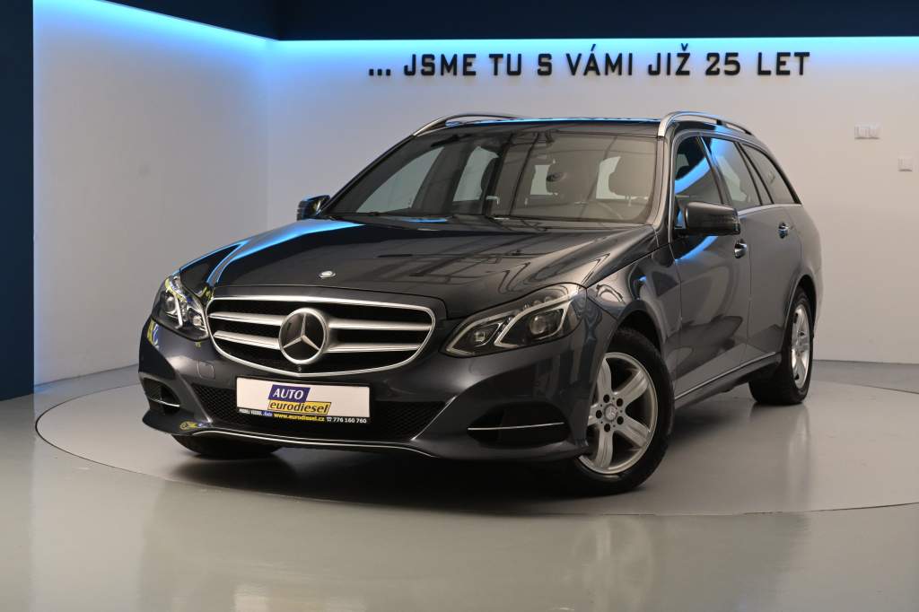 Třídy E 220 T 7G-TRONIC LED Avantgarde Tažné