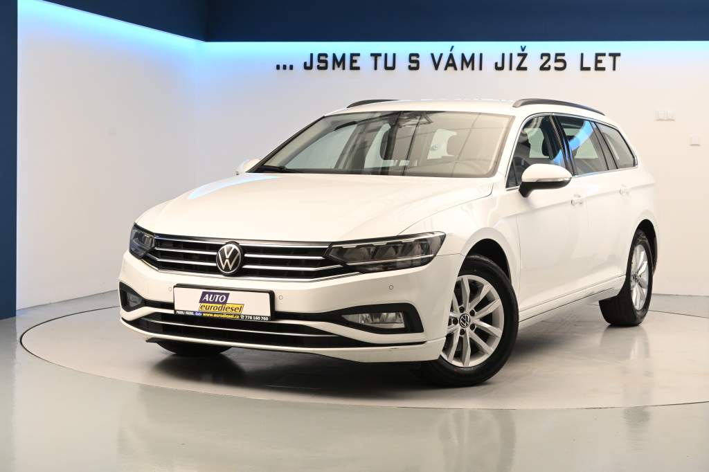 Passat 2.0 LED DSG ACC Kamera Masáž Business