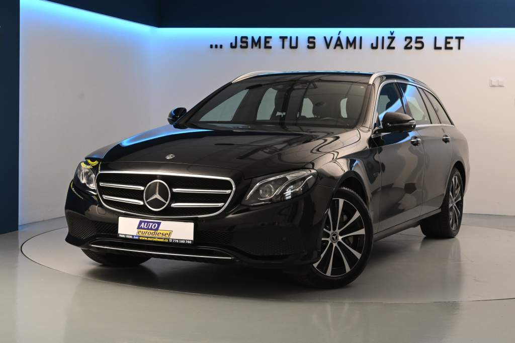 Třídy E E300 9G-TRONIC LED Avantgarde Tažné