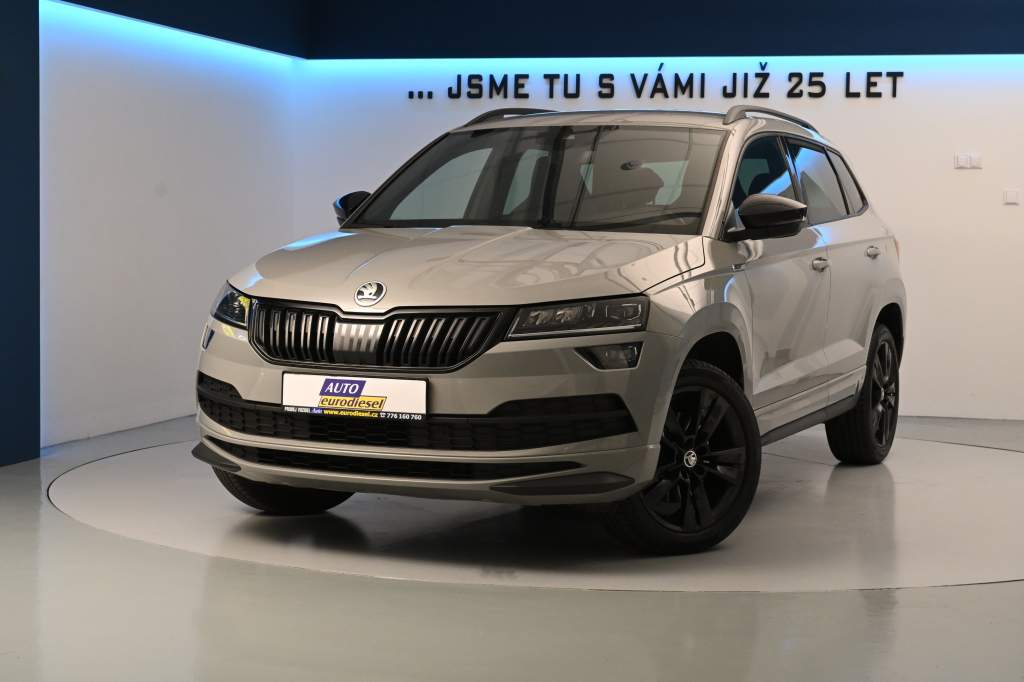 Karoq SPORTLINE LED ACC VIRTUAL Tažné
