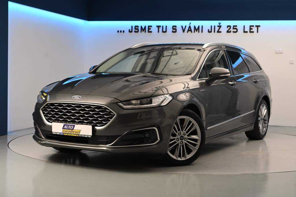 Mondeo 2.0 VIGNALE 140 KW LED SONY Masáž Tažné 8AT